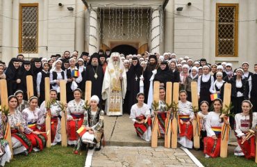 Hramul Seminarului Teologic Liceal Ortodox „Sfânta Filofteia” de la Mănăstirea Pasărea