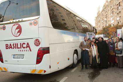 Peste 700 de pelerini din Prahova la Catedrala Patriarhala